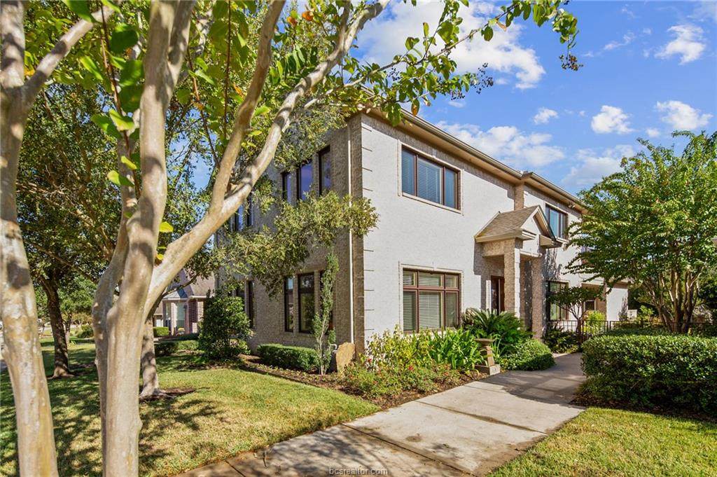 4719 Stonebriar Circle - Photo 1
