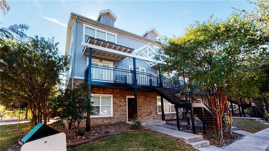1725 Harvey Mitchell Parkway - Photo 1