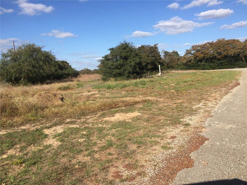 00 Fountain Bleau & Hilltop Lane - Photo 1