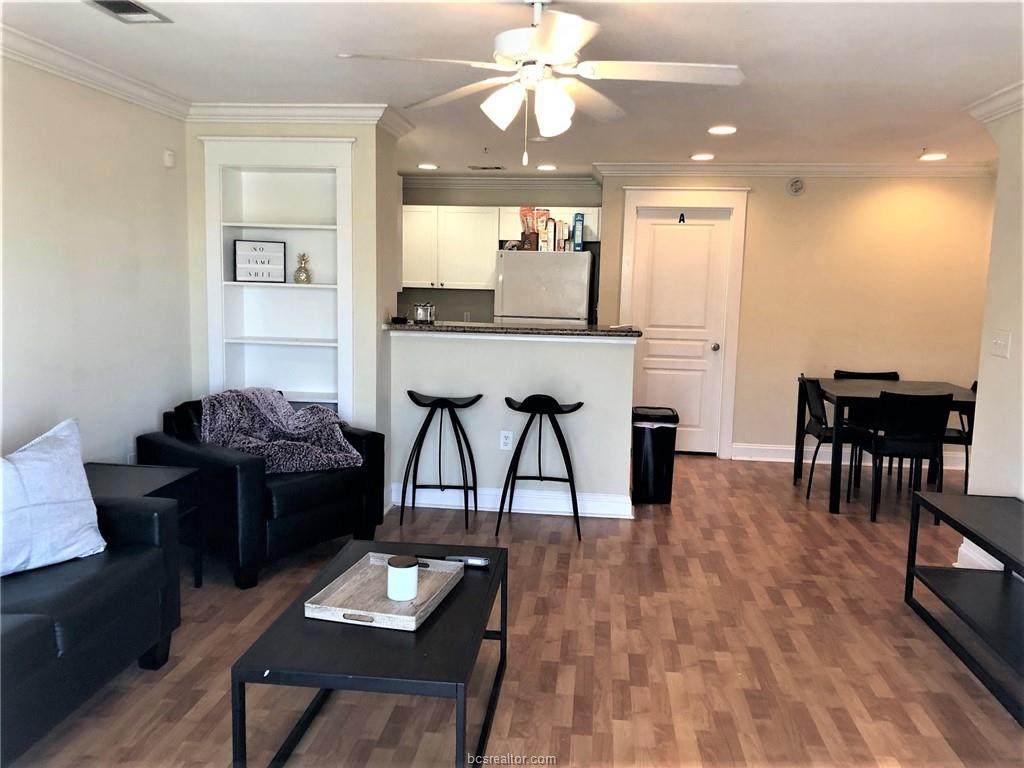1725 Harvey Mitchell Parkway - Photo 1