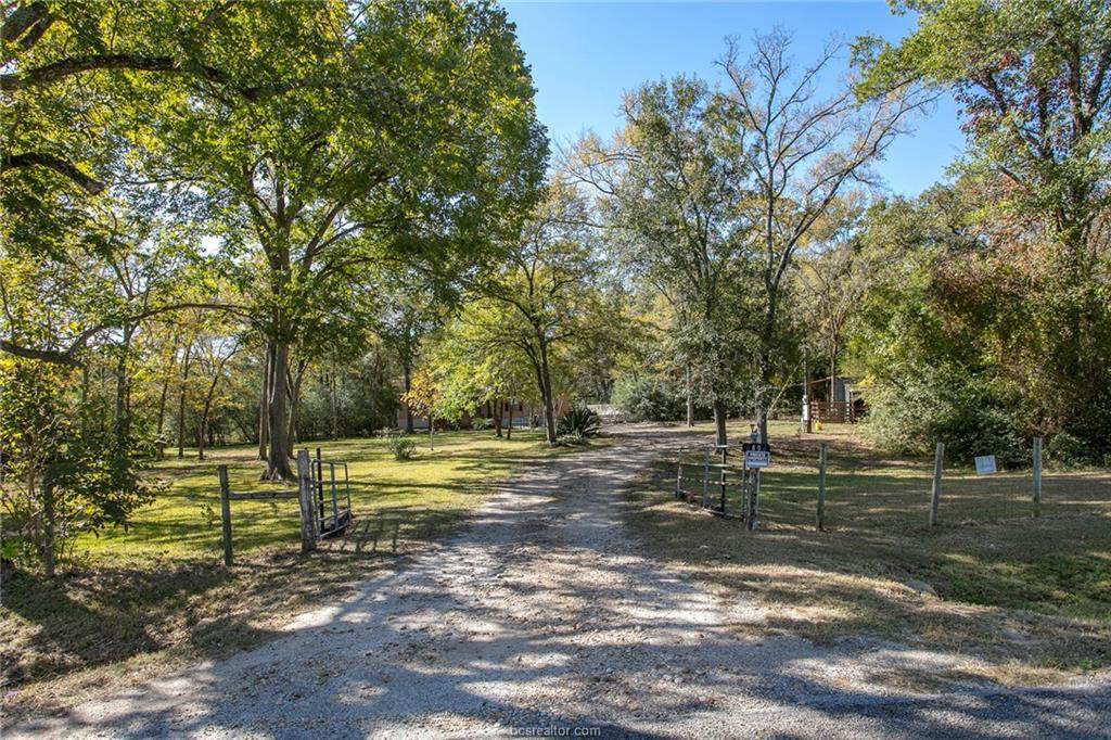 6805 Koppe Bridge Road - Photo 1