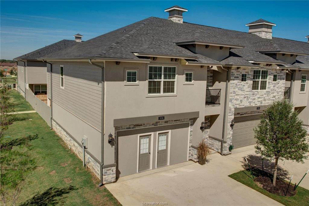 3412 Summerway - Photo 1