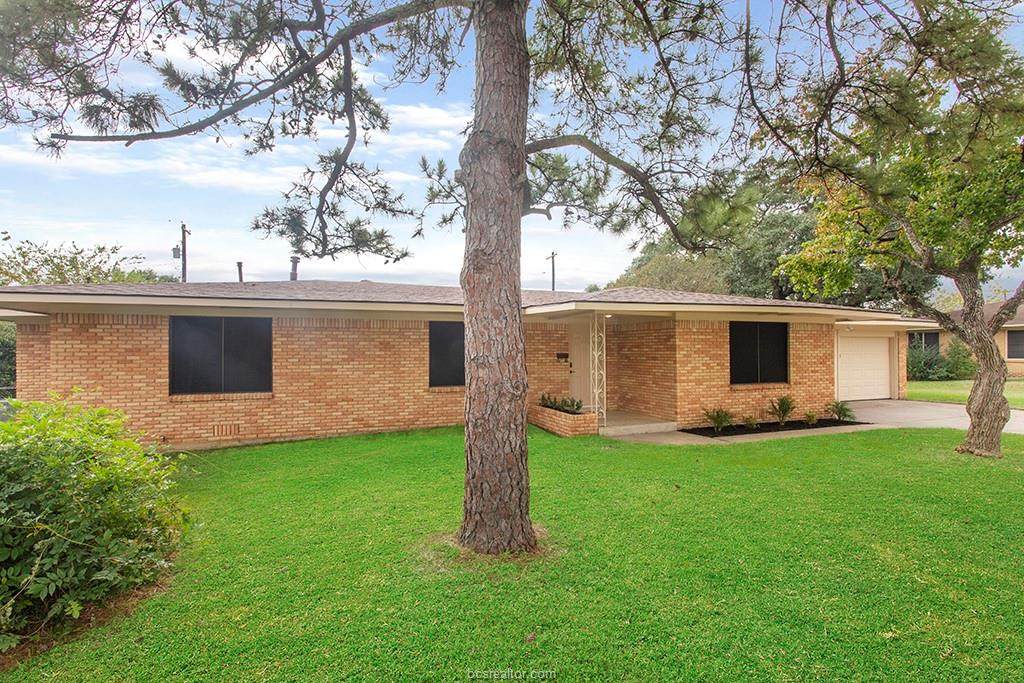 1901 Wm J Bryan Parkway - Photo 1