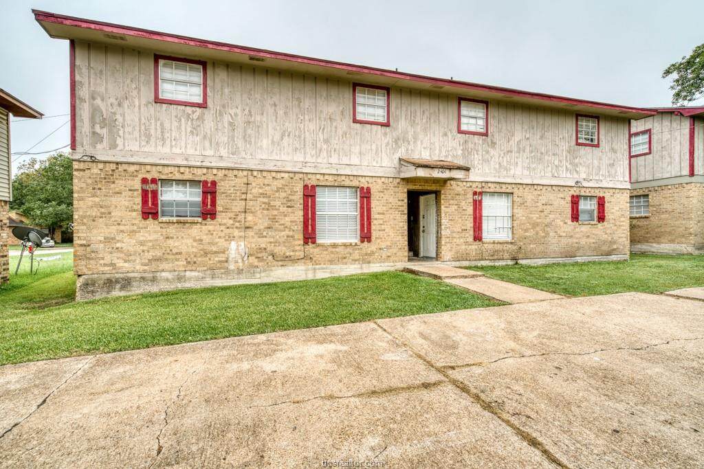2404 Jaguar Drive - Photo 1