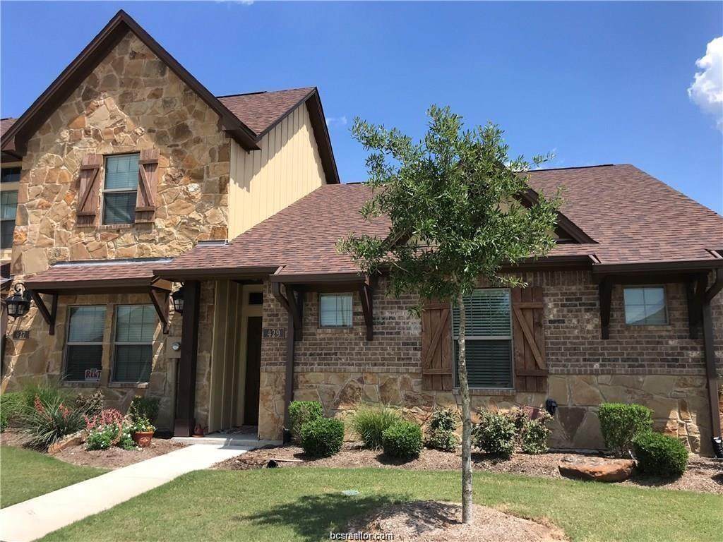 429 Momma Bear Drive - Photo 1