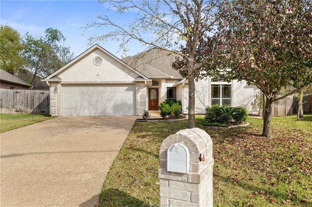 3805 Bridle Court - Photo 1