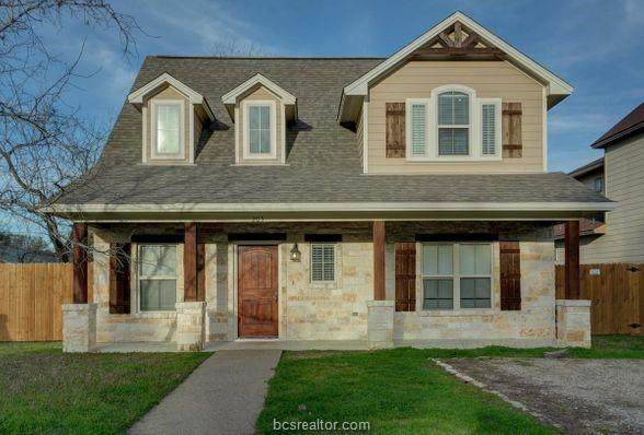 204 Rosemary Lane - Photo 1