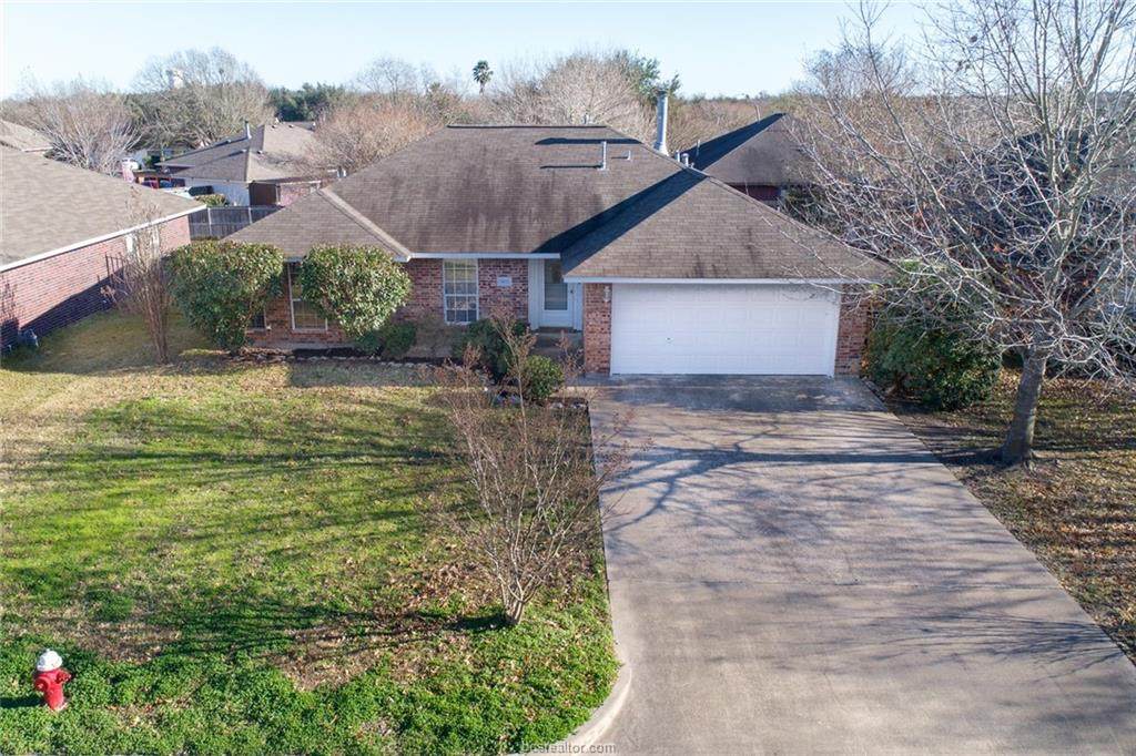 1402 Front Royal - Photo 1