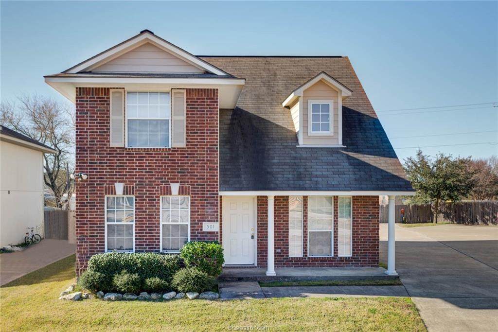 501 Nelson - Photo 1