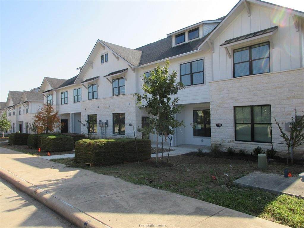 2118 Crescent Pointe Parkway - Photo 1