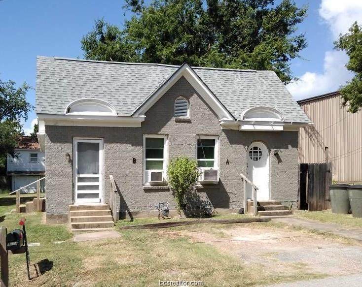907 Bina Street - Photo 1