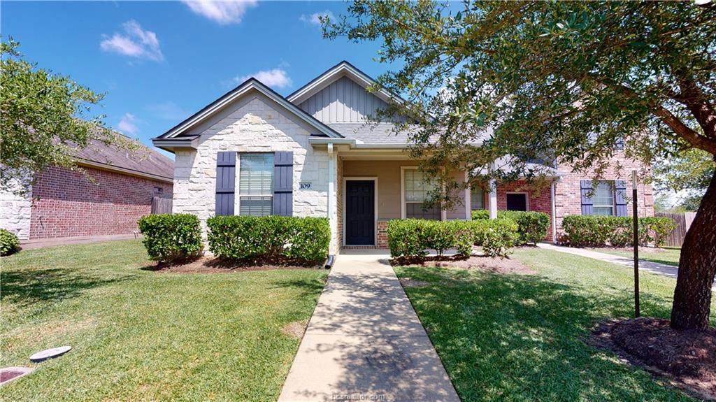 109 Kleine Lane - Photo 1