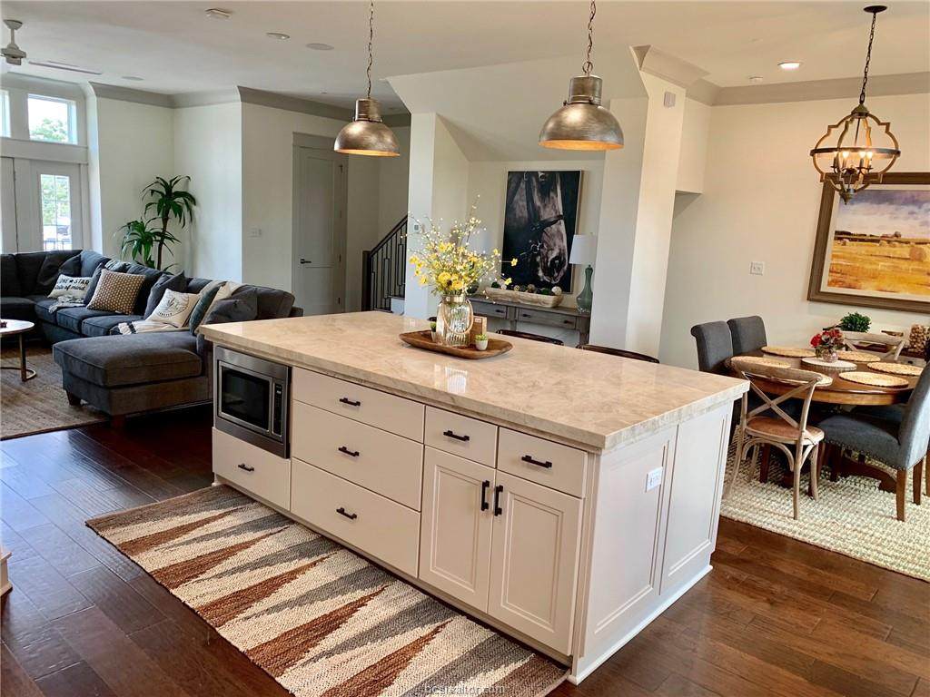 220 Tarrow Street - Photo 1