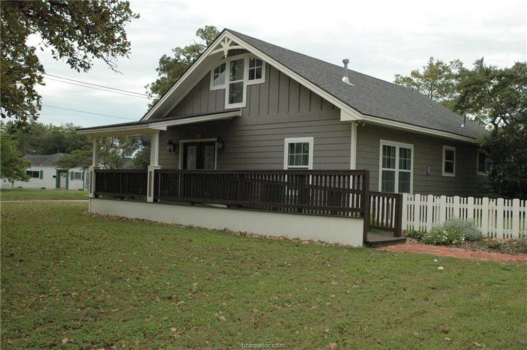 3710 Cavitt - Photo 1