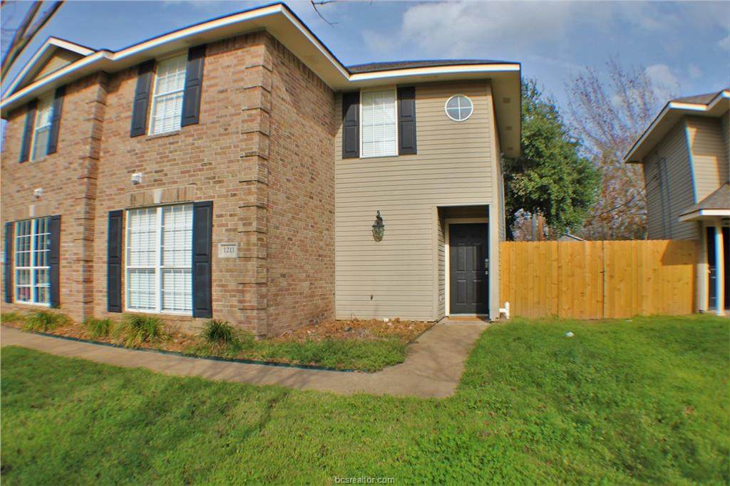 1209 Oney Hervey Drive - Photo 1