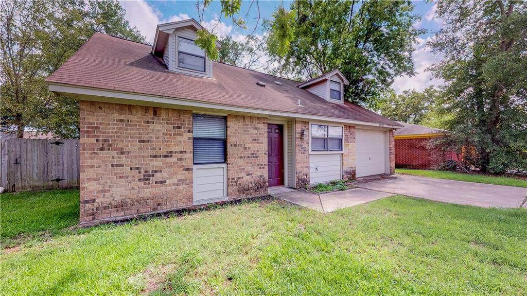 1002 Hardwood Lane - Photo 1