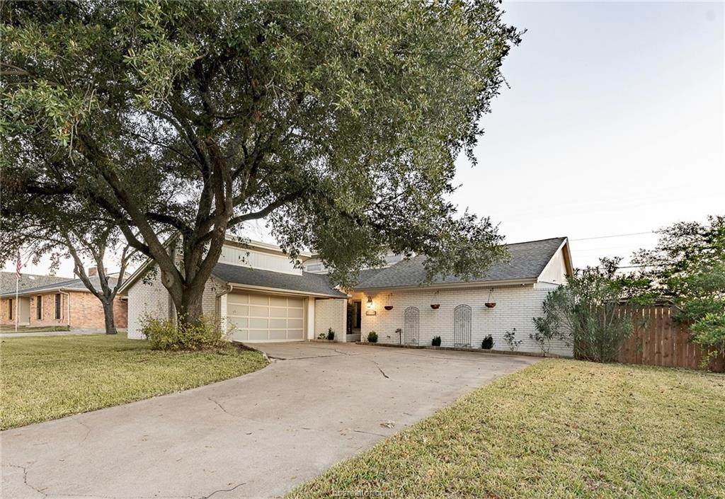 2704 Arbor Drive - Photo 1