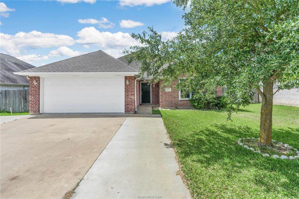 1011 Gardenia Street - Photo 1