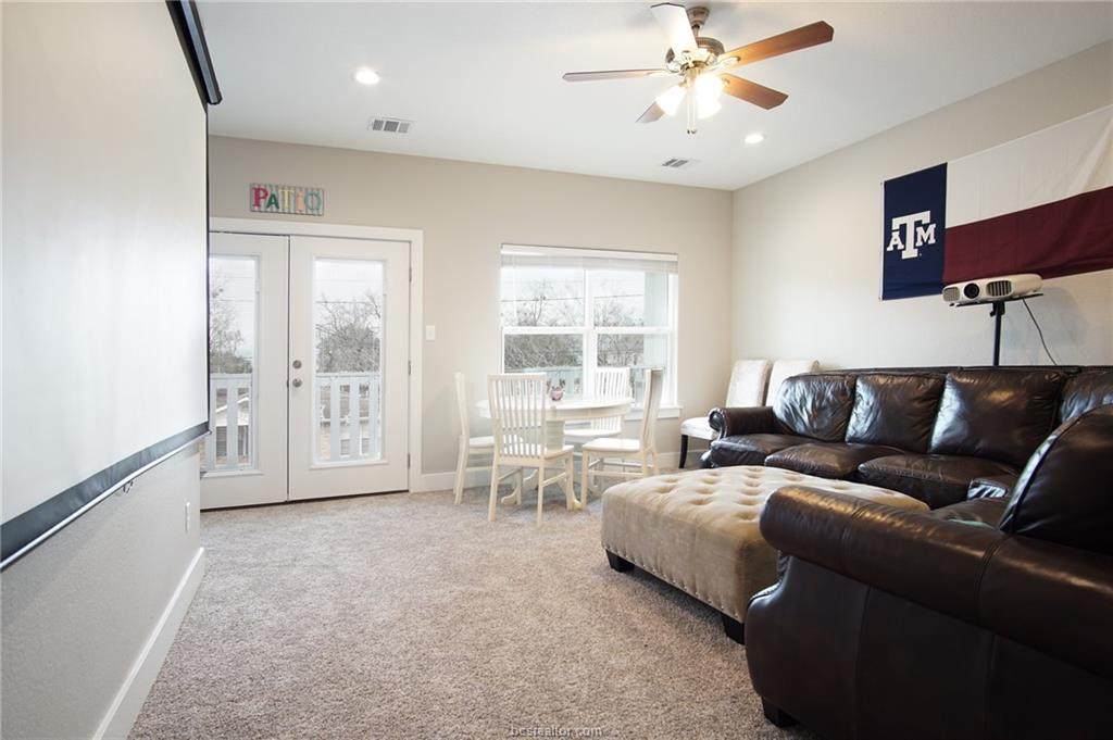 110 Sterling Street - Photo 1