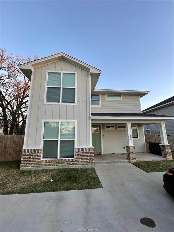 313 Fairway Drive - Photo 1