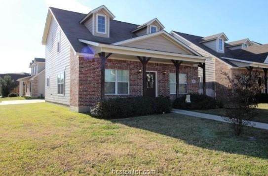 2490 Horse Shoe Drive - Photo 1