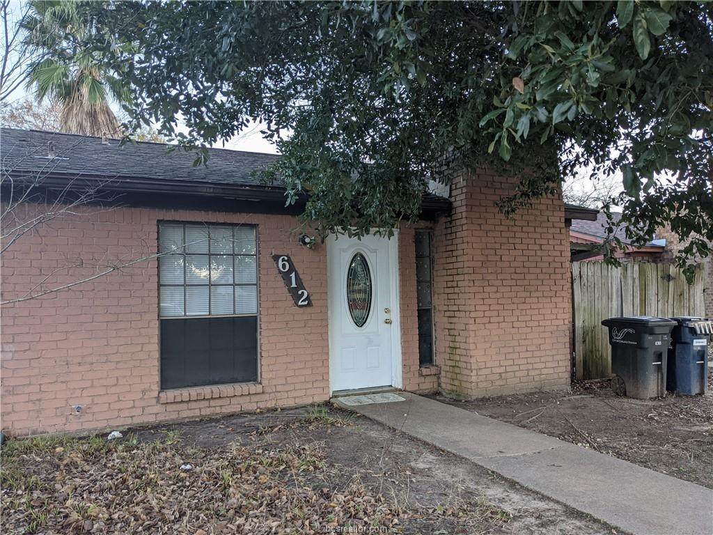 612 San Saba Court - Photo 1