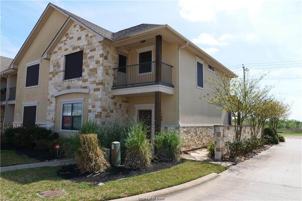 1413 Buena Vista - Photo 1