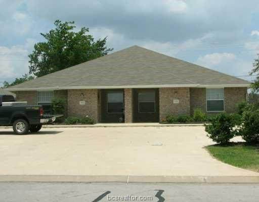 3704 Oldenburg Lane - Photo 1