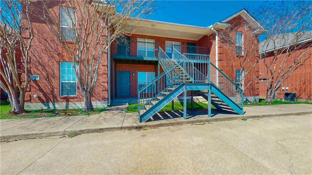 1511 Hollowhill Drive - Photo 1
