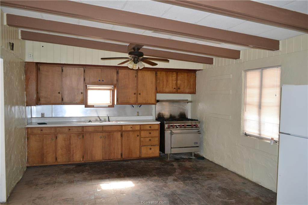 505 Foch Street - Photo 1