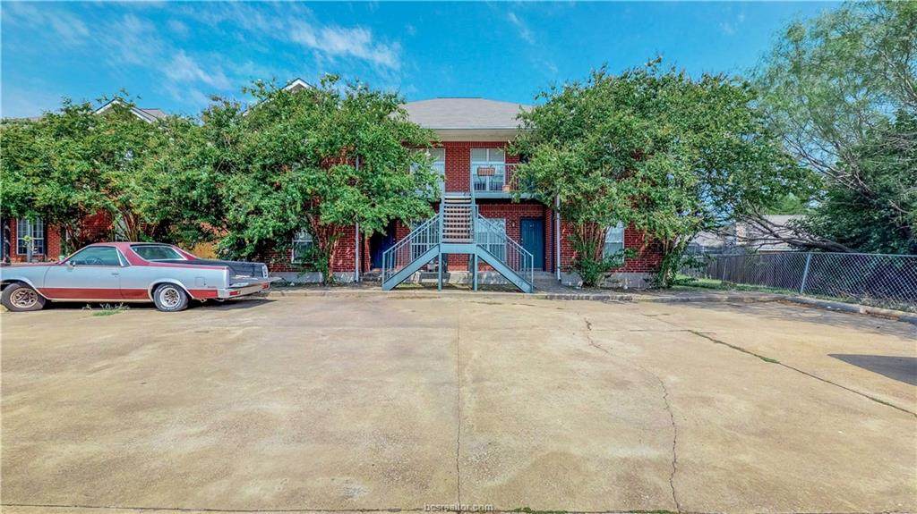 1513 Hollowhill Drive - Photo 1