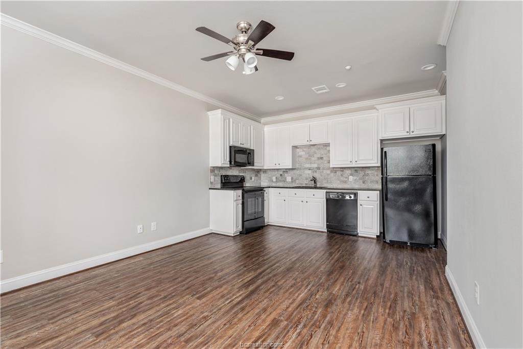 401 North Main - Photo 1