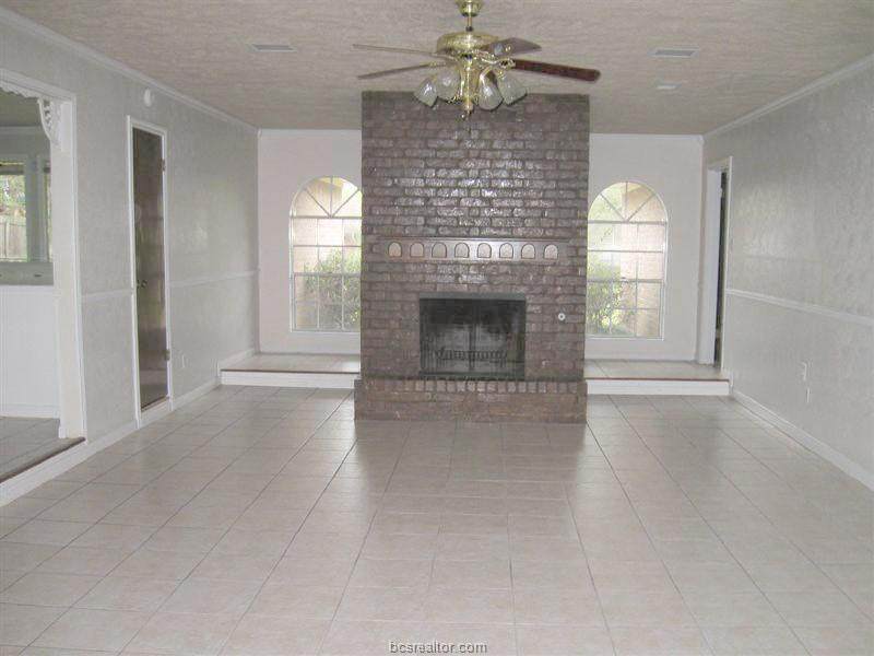 1005 Madera - Photo 1