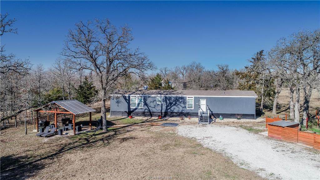319 Berry Creek Drive - Photo 1