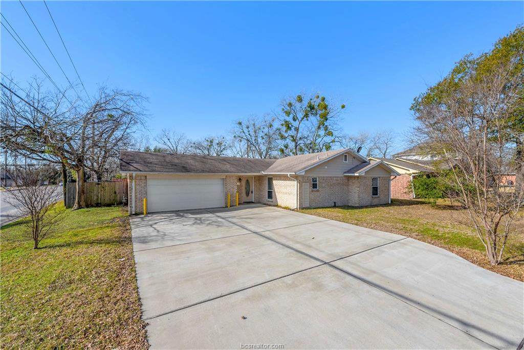 1014 Hereford Street - Photo 1