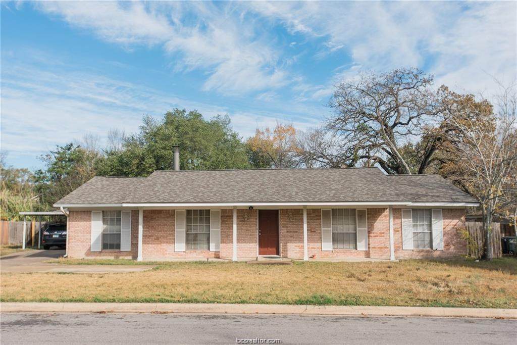 1207 Glade Street - Photo 1