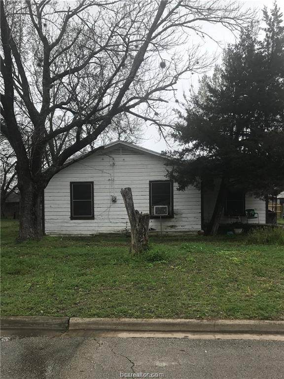 110 Richards Street - Photo 1