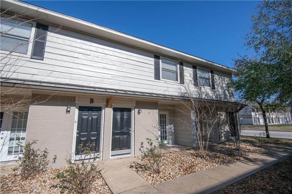 1411 Airline Drive - Photo 1