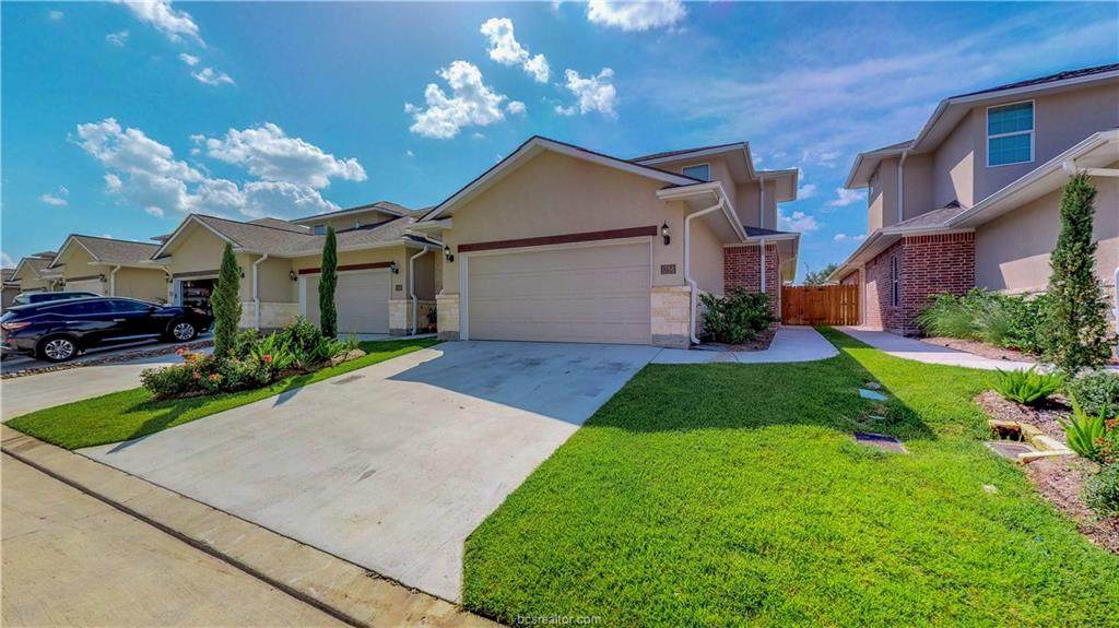 1758 Heath Drive - Photo 1