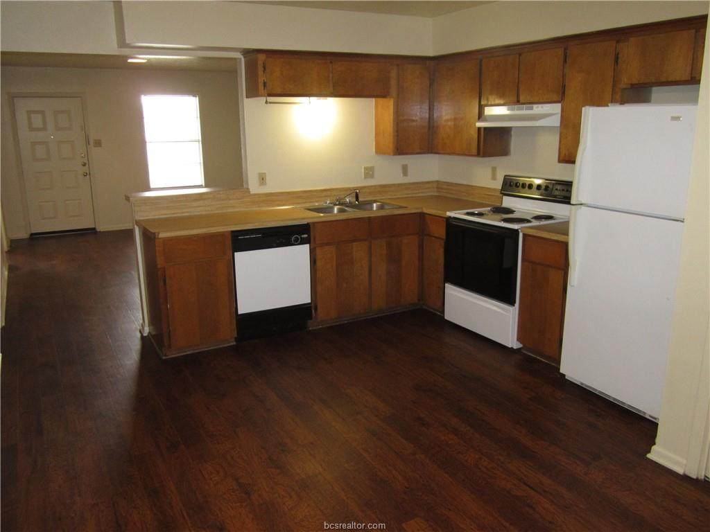 2420 Pecan Ridge Drive - Photo 1