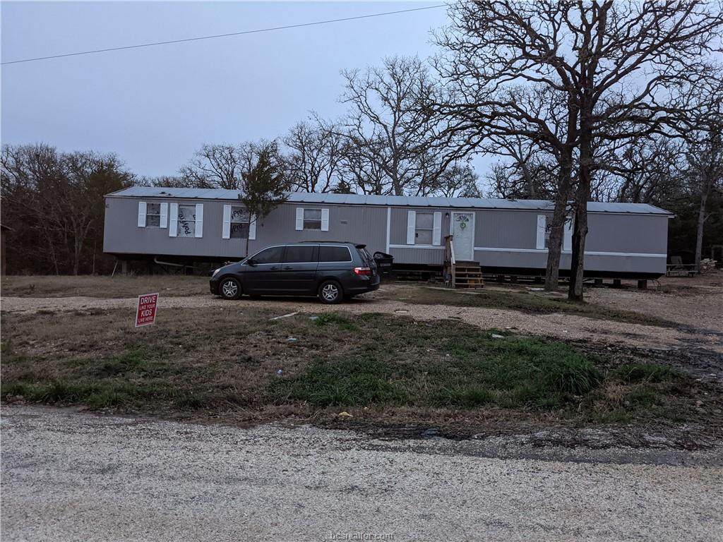 2939 Lakewood Drive - Photo 1