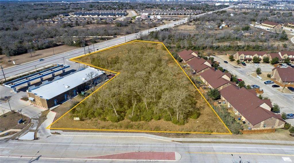 750 Deacon Drive - Photo 1