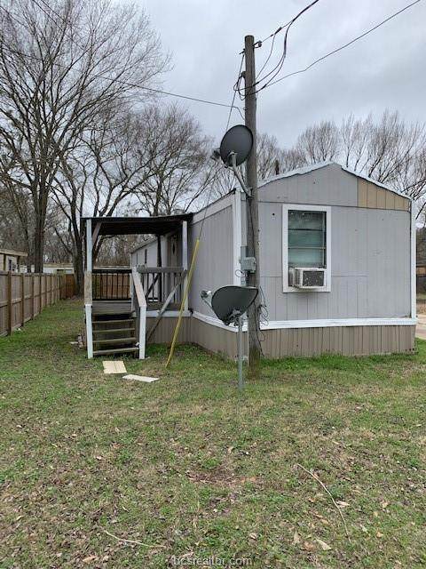 1307 Lincoln Street - Photo 1