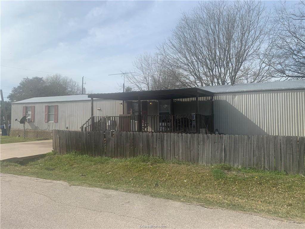 717 Radcliff Street - Photo 1