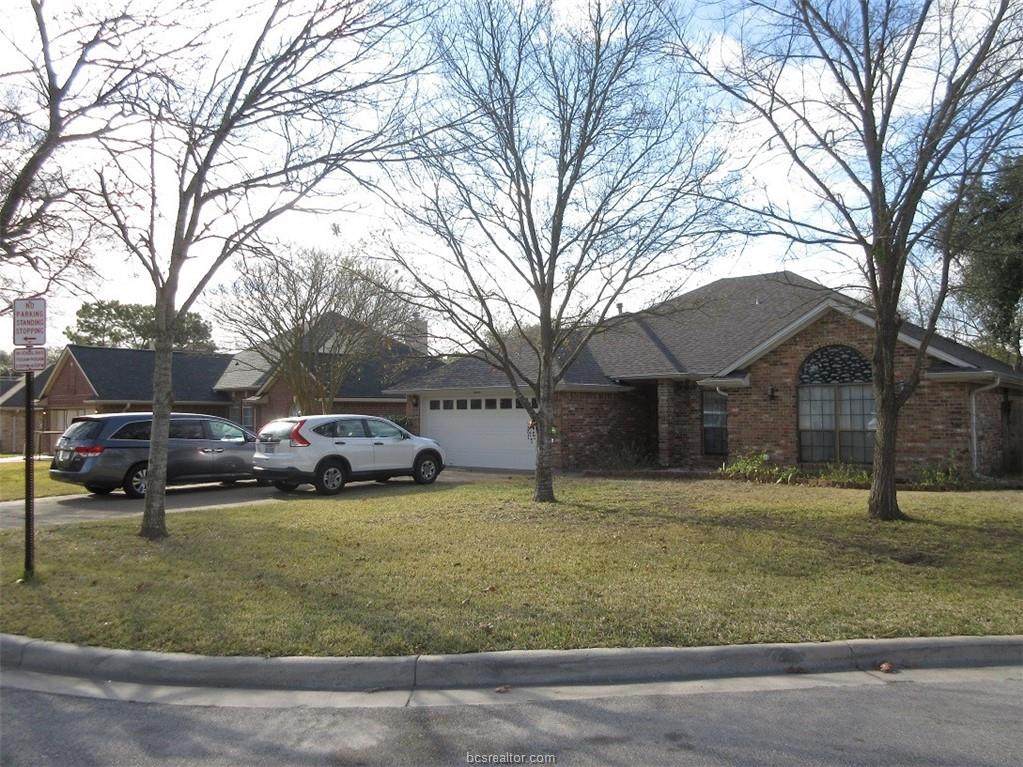 3404 Regal - Photo 1