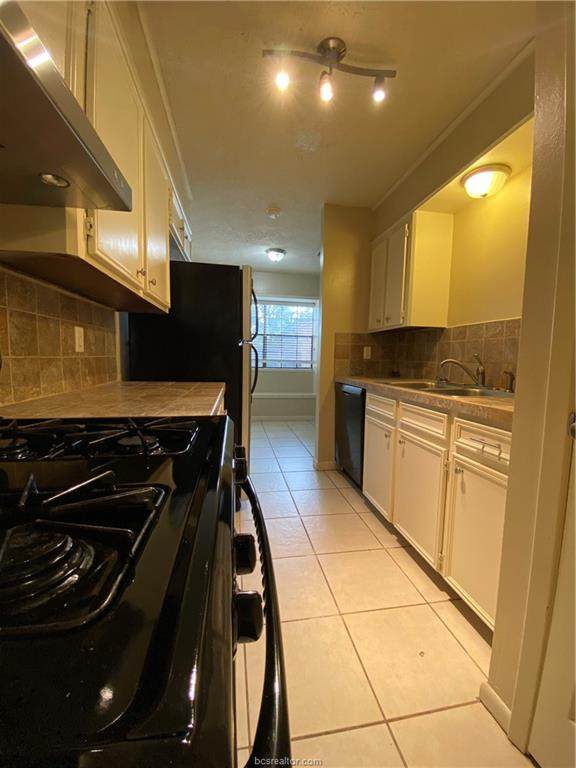 4107 Windfree Drive - Photo 1