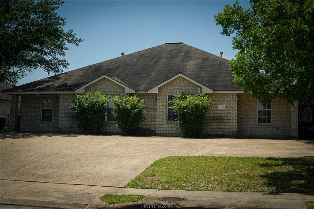 2300 Antelope Lane - Photo 1