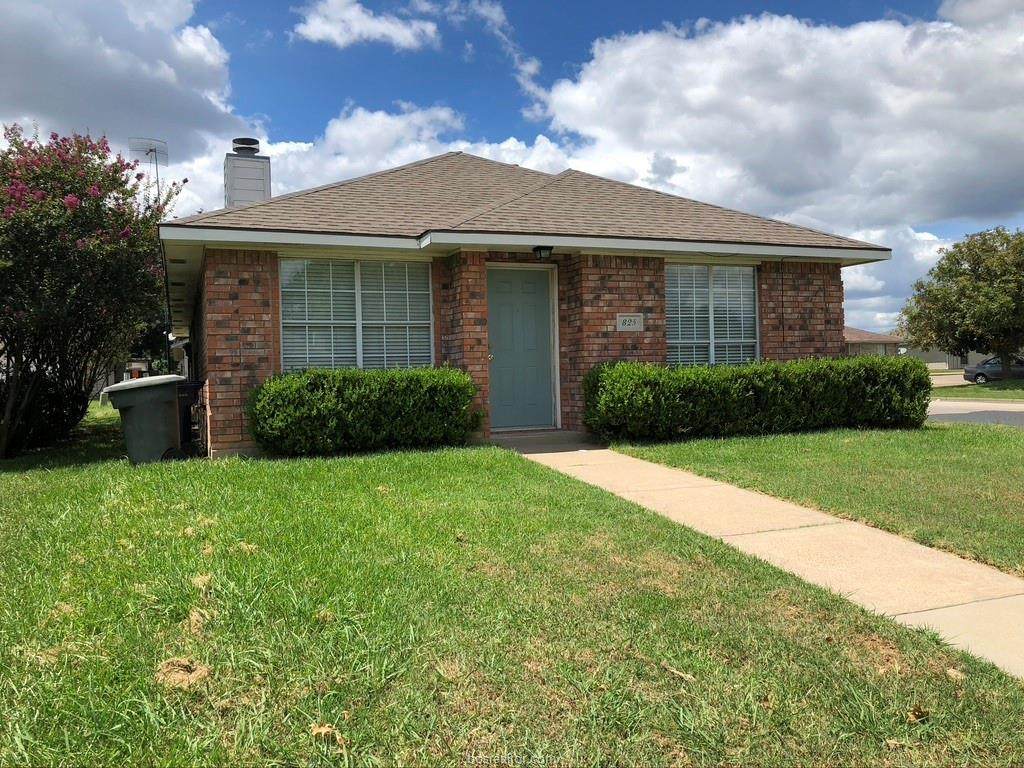825 Azalea Court - Photo 1