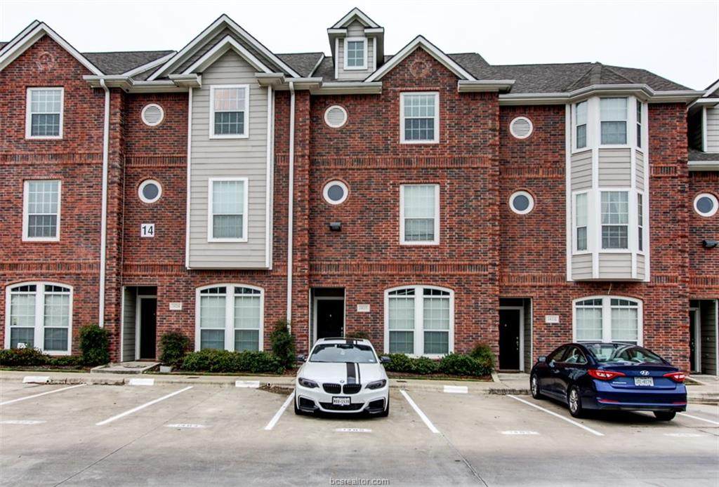 305 Holleman Drive - Photo 1