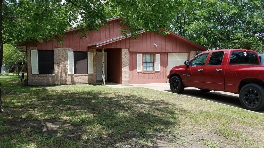 1111 Dexter Drive - Photo 1
